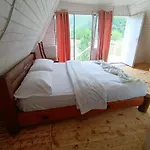 Pensjonat 2 *